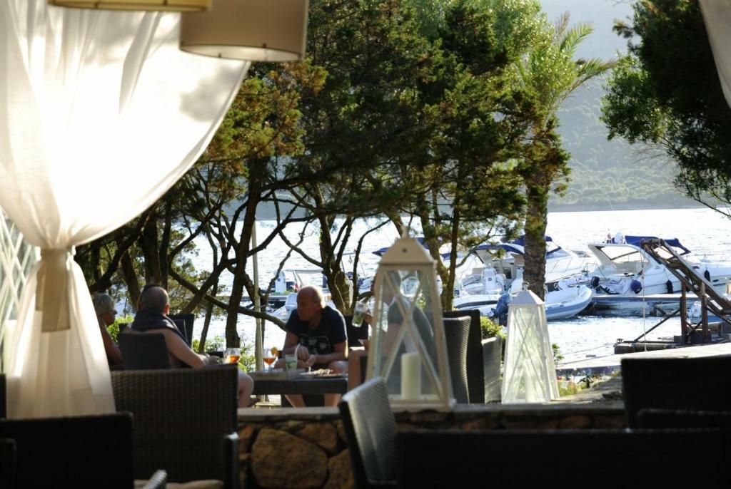 Porto Rotondo Lovely Apartment ภายนอก รูปภาพ