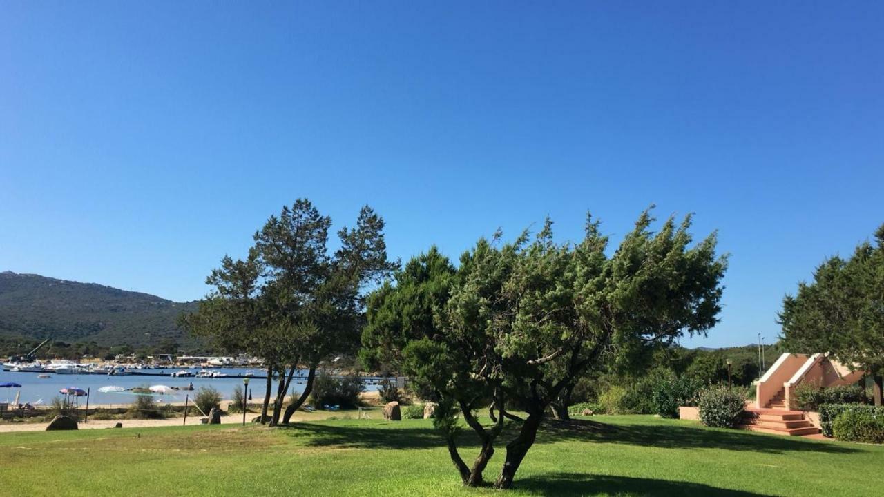 Porto Rotondo Lovely Apartment ภายนอก รูปภาพ